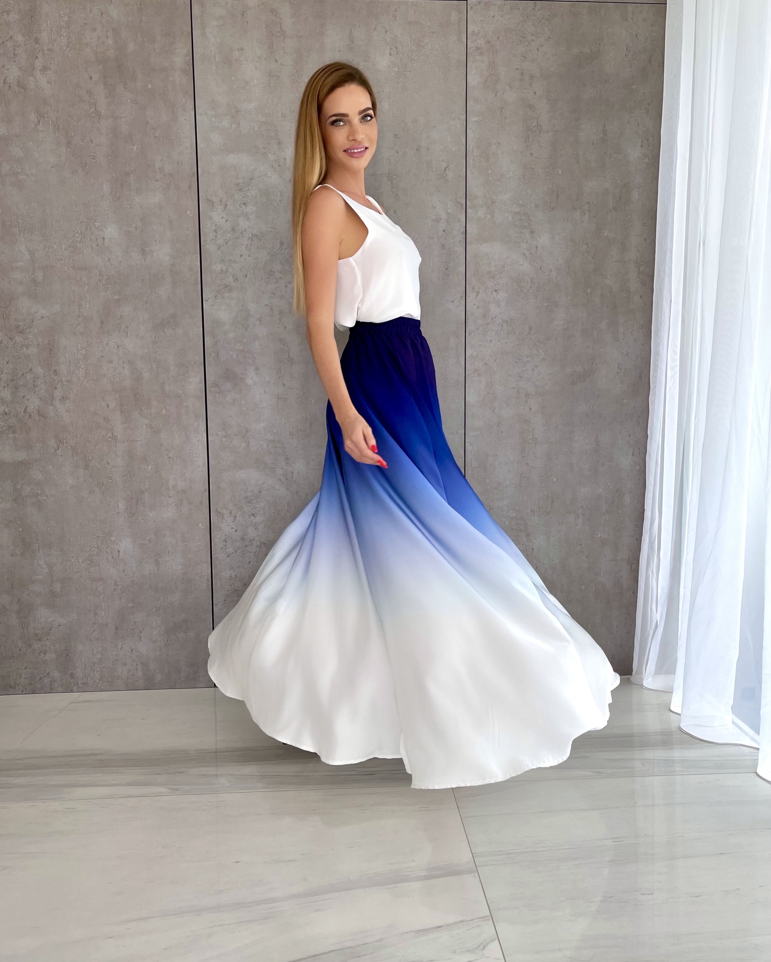 Erin ombré - Modro - bílá  | Luxusní dámská modro-bílá dlouhá sukně