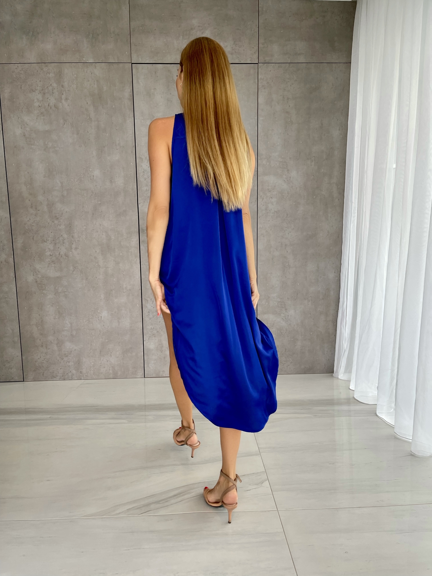 Jennifer - Modrá | Elegantní asymetrická dámská modrá halenka