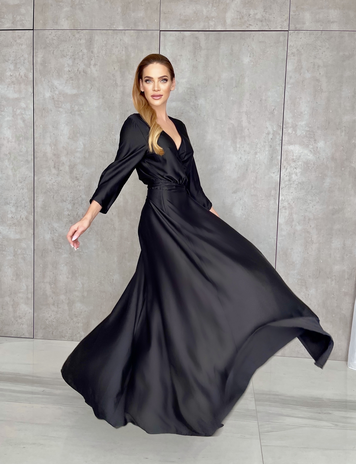 Alessia - černé | Dlouhé dámské černé elegantní společenské šaty